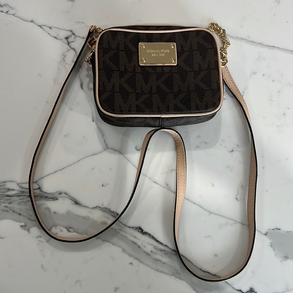 Michael Kors logo crossbody